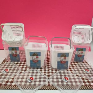 ظرف ترشی و لبنیات سبددار 1.25L مانیا