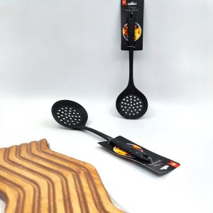 کفگیر گرد حفره دار سیلیکونی یونیک مدلZ-5 یک