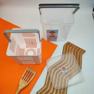 ظرف ترشی و لبنیات سبددار 5.5L مانیا