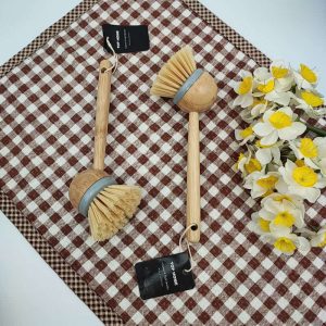 فرچه گرد دسته بلند چوبی 1