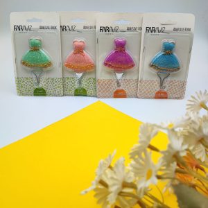 چسبونک قلاب دار طرح لباس 1